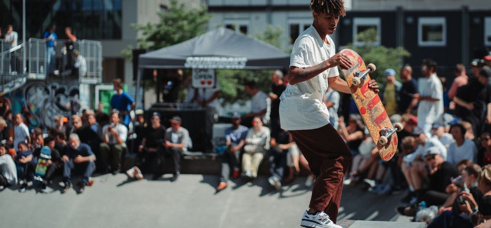 Young Person Skatebaording